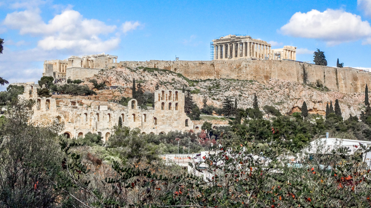 Το βίντεο της Μπόντο/Γκλιμτ από την Αθήνα υπό τον ήχο μπουζουκιού (video)
