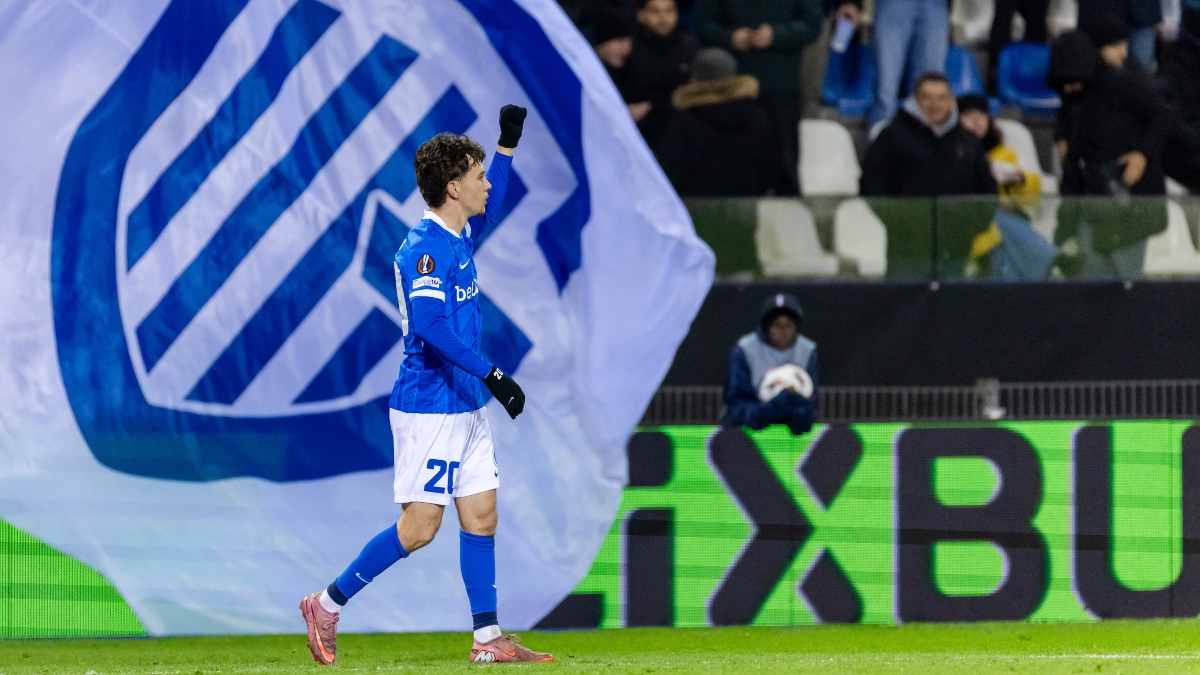 Ο Καρέτσας υποψήφιος για το καλύτερο γκολ, ο Παβλένκα για την καλύτερη απόκρουση (vids)