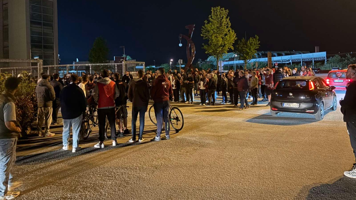 Λαϊκά δικαστήρια έξω από το “AEL FC Arena” (video)