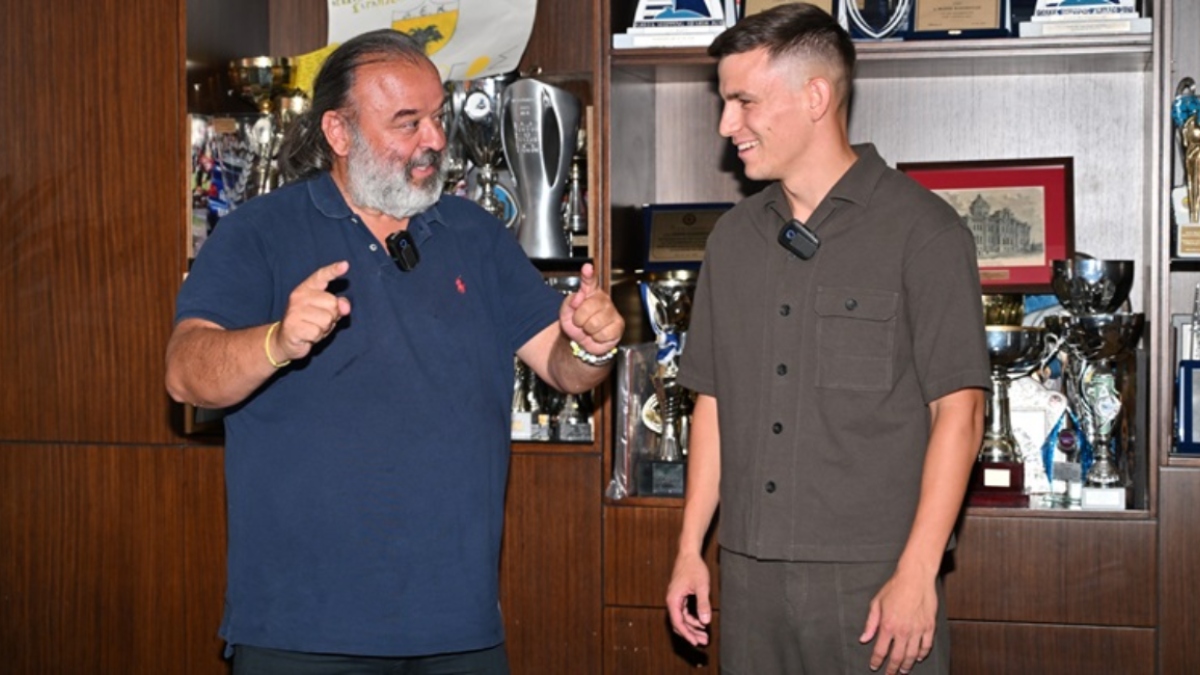 Επίσημα στην ΑΕΚ ο Μιλάν Βιτάλις
