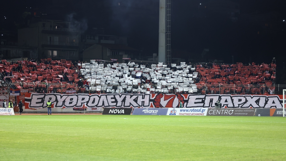 Ολυμπιακός: Ερυθρόλευκη απόβαση στη Λιβαδειά – Πάνω από 2.500 φίλαθλοι στο πλευρό του